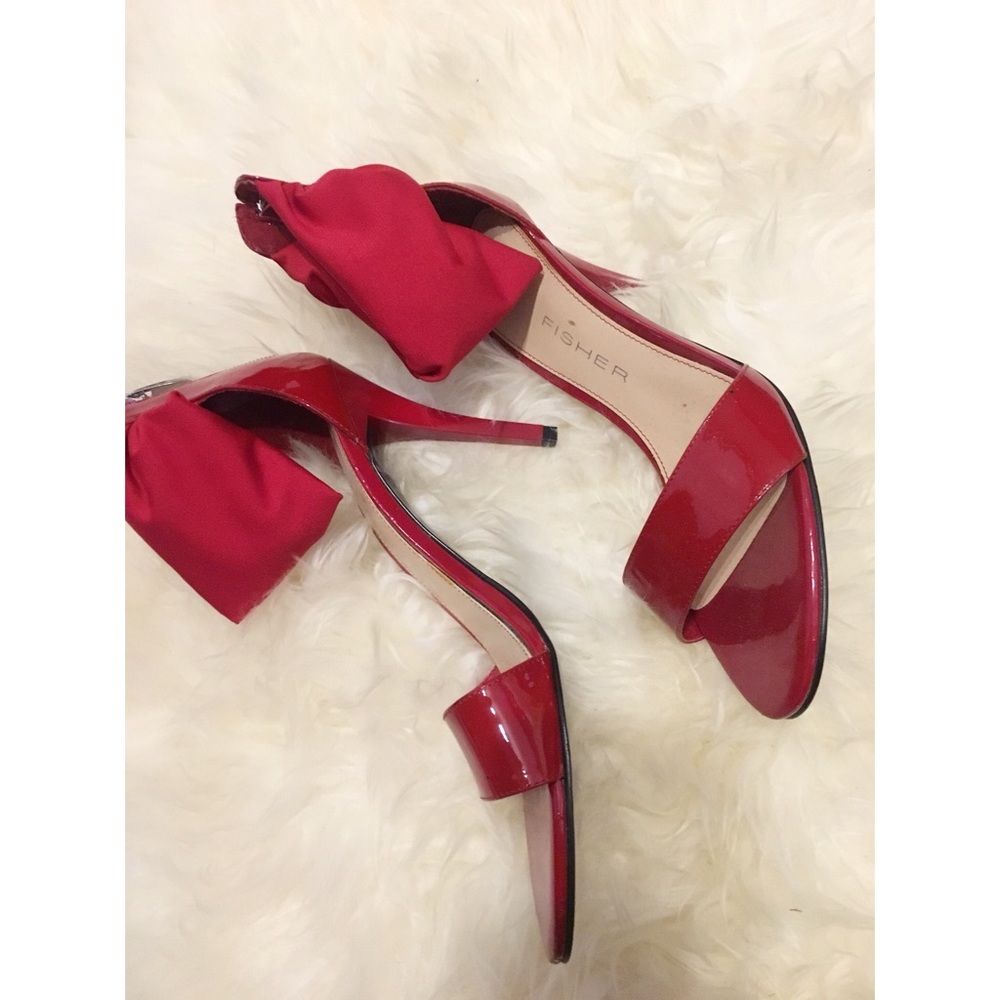 Marc Fisher red heels